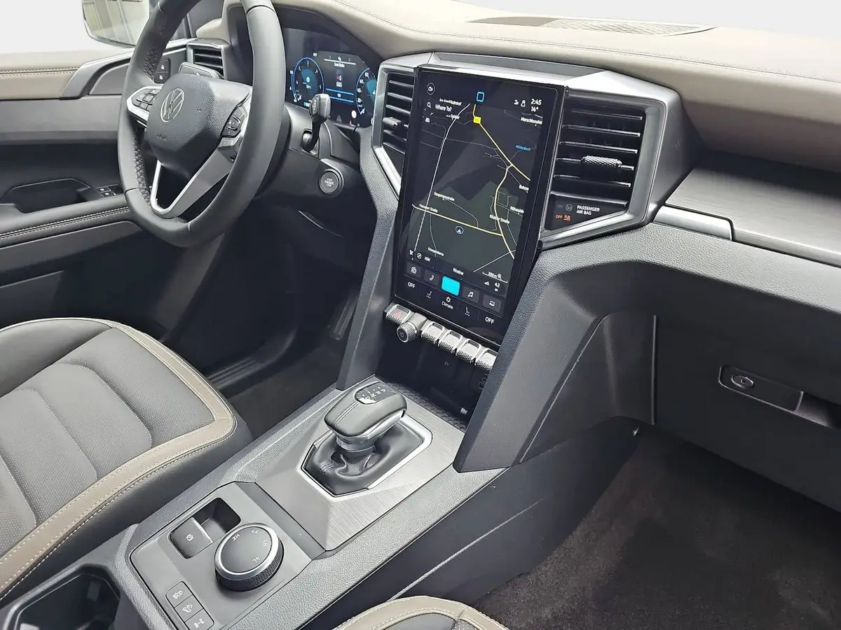 VW AMAROK 3.0 TDI AUTO. DOKA AVENTURA 4M NAVI LED AHK LM21