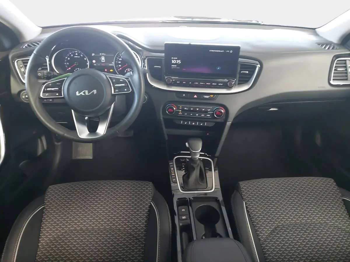 KIA XCEED 1.5 T-GDI DCT7 SPIRIT MJ23 NAVI XCLUSIVE