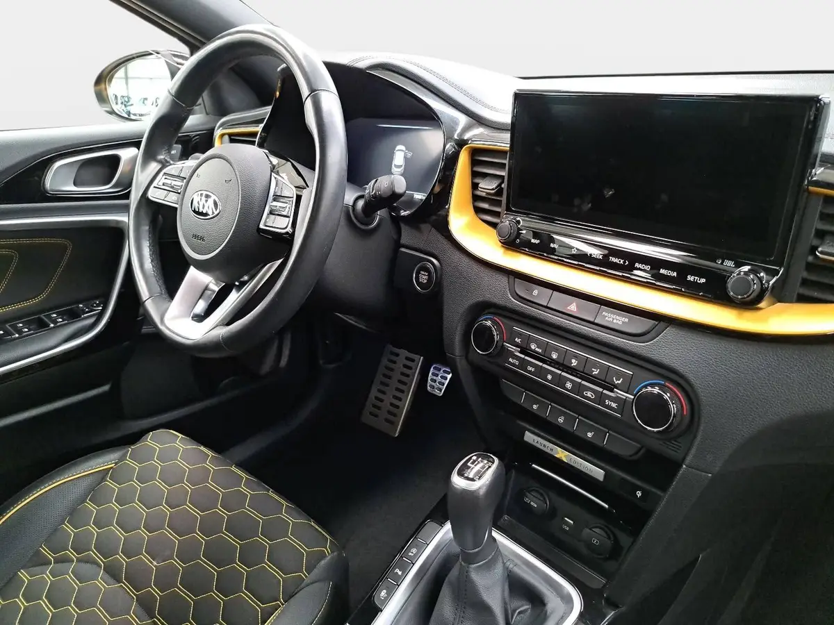 KIA XCEED 1.4 T-GDI LAUNCH EDITION MJ20 GLASDACH