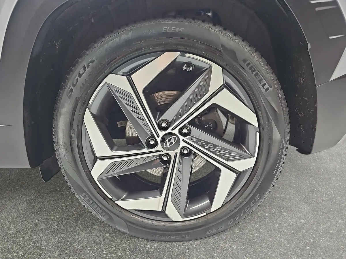 HYUNDAI TUCSON 1.6 T-GDI DCT PRIME 4WD NAVI LED