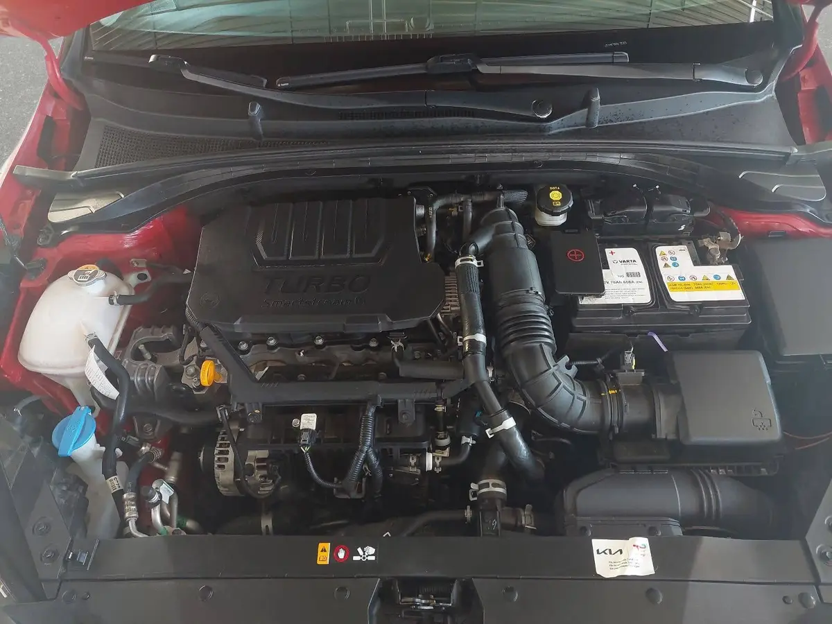 KIA XCEED 1.5 T-GDI DCT7 SPIRIT NAVI XCLUSIVE AHK ALLWETTER