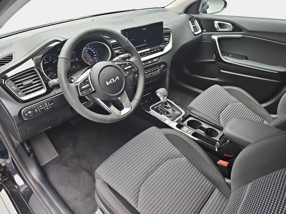 KIA CEED 1.5 T-GDI DCT7 VISION KOMFORT+ SITZH.