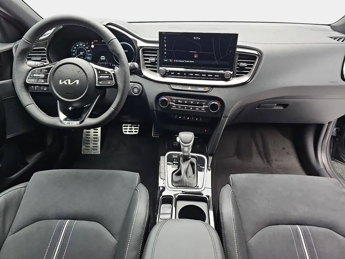 KIA XCEED 1.6 T-GDI 150 DCT GT-LINE MJ26 LEDER GLASDACH
