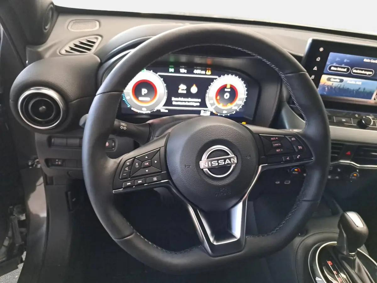 NISSAN JUKE 1.6 HYBRID AUTO. N-CONNECTA WINTER FRONTSCHEIBENHEIZUNG