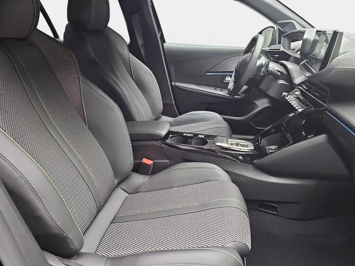 PEUGEOT 208 1.2 HYBRID 110 E-DSC6 GT KLIMA LED MIRROR-SCREEN K