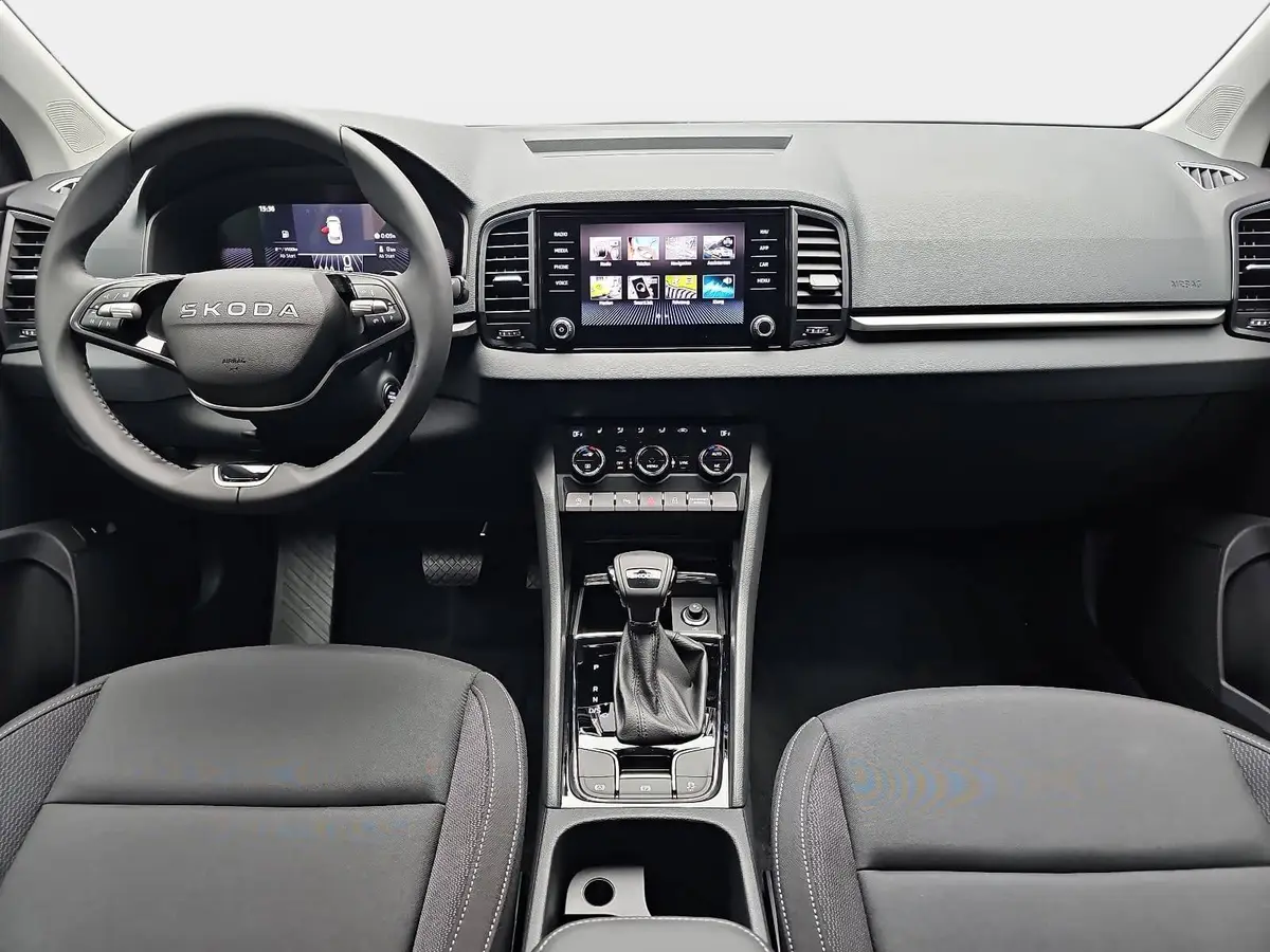 SKODA KAROQ 1.5 TSI DSG 130 JAHRE LED AHK LM