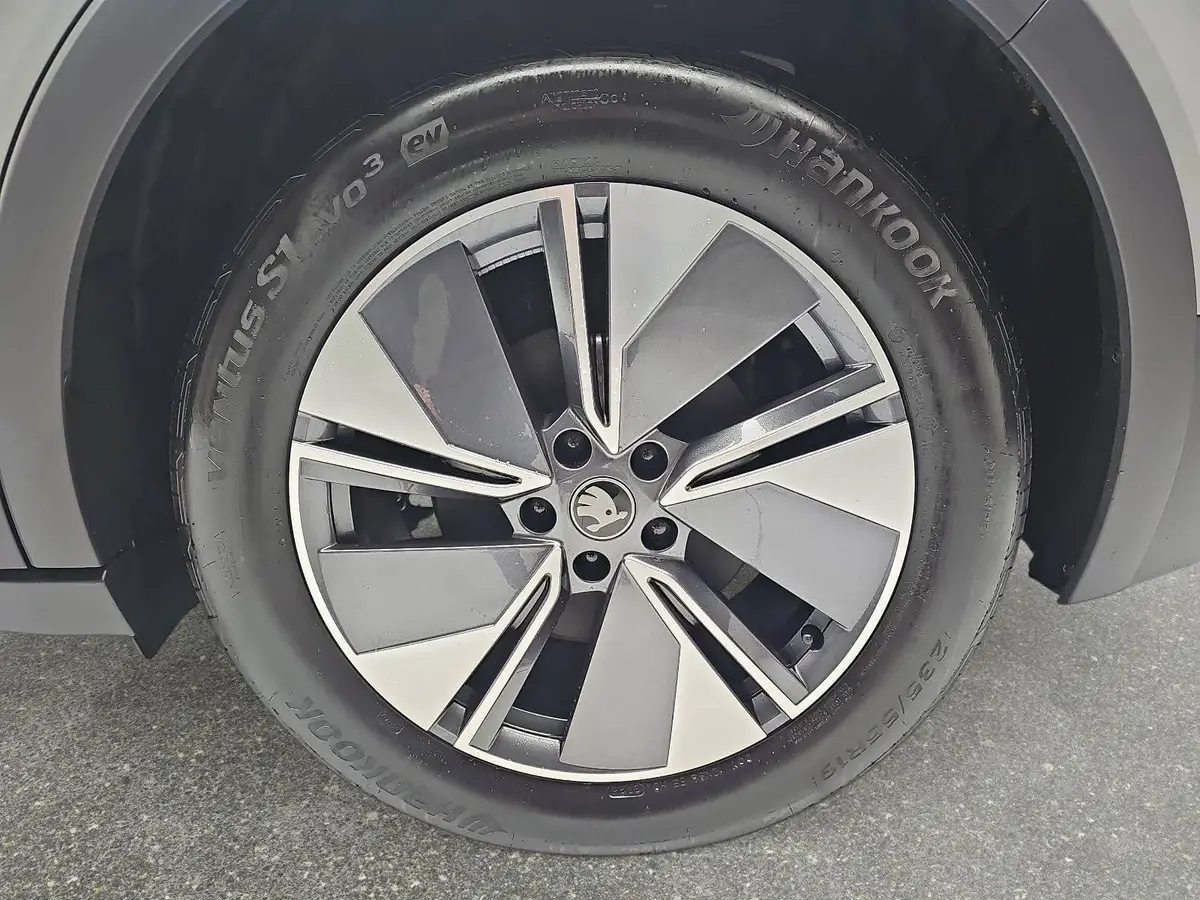 SKODA ELROQ 50 TOUR LOFT NAVI LED ACC CLEVERPAKET WINTER KAMER