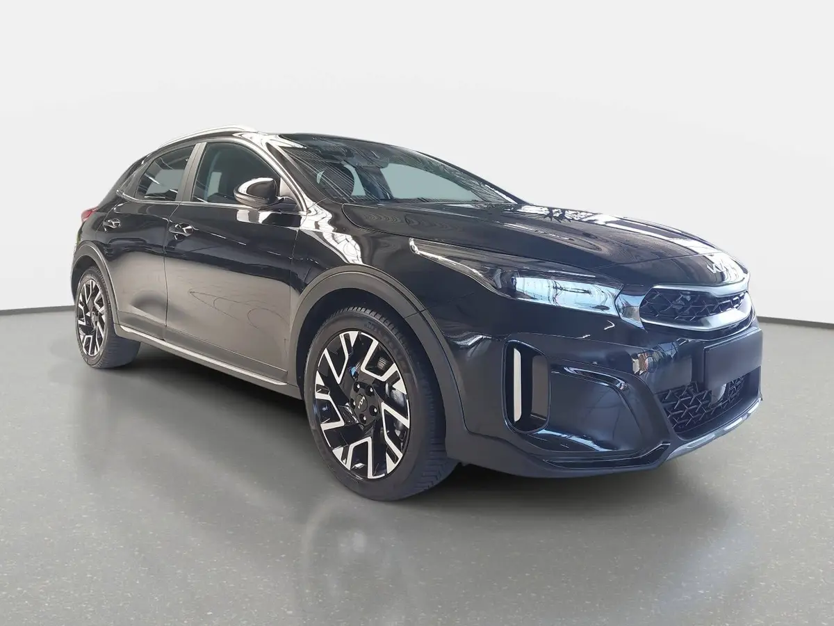 KIA XCEED 1.5 T-GDI DCT7 SPIRIT MJ23 NAVI XCLUSIVE