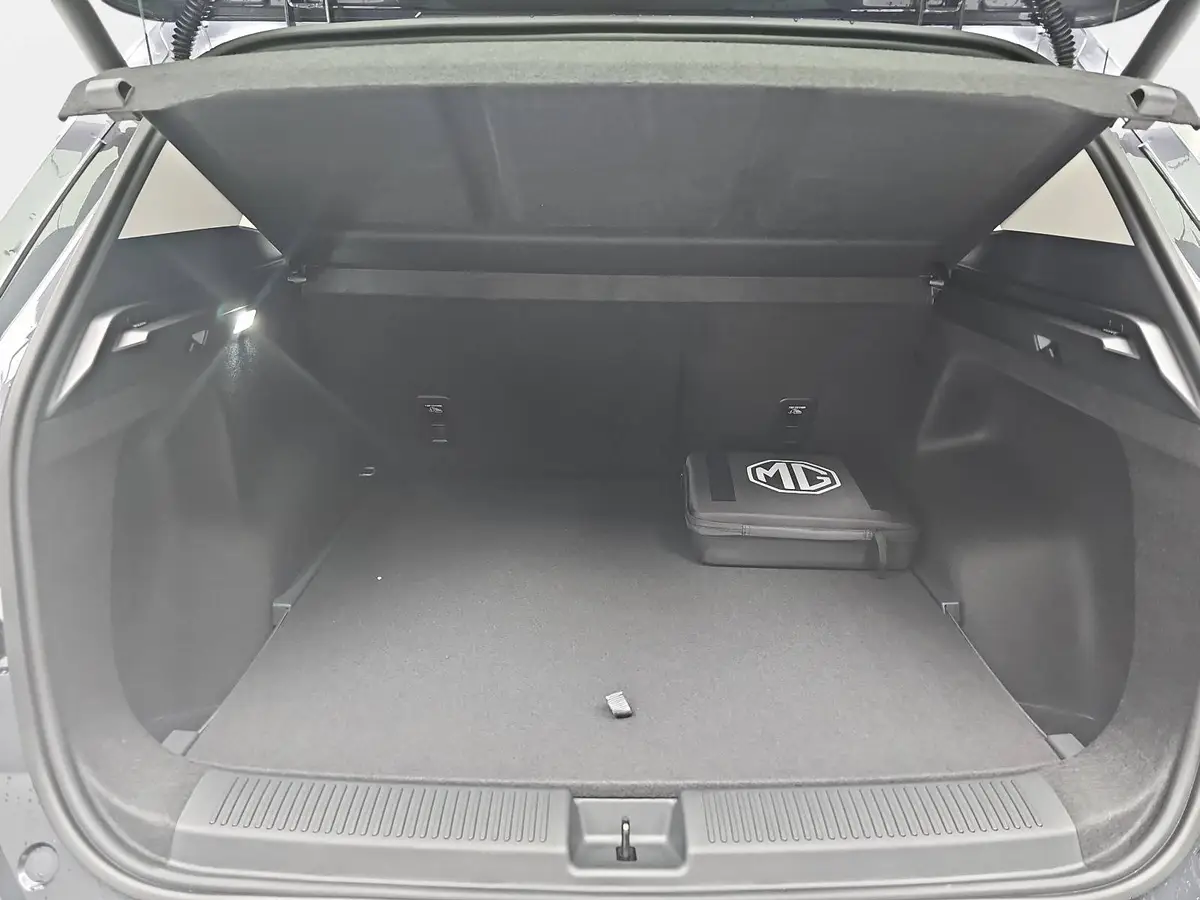 MG S5 EV 64 KWH MY25 LUXURY