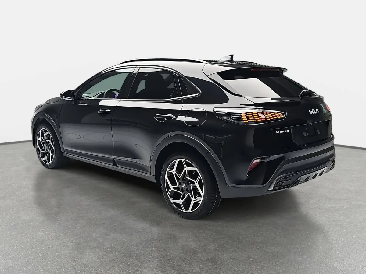 KIA XCEED 1.6 T-GDI 180 DCT GT-LINE MJ26 LEDER GLASDACH