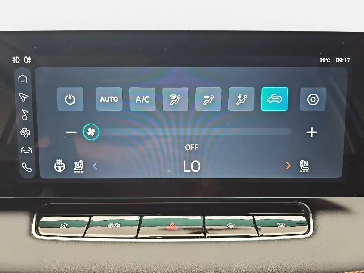 MG HS 1.5 PLUG-IN-HYBRID MY25.5 COMFORT NAVI LED-LICHT 19-ZOLL-LM