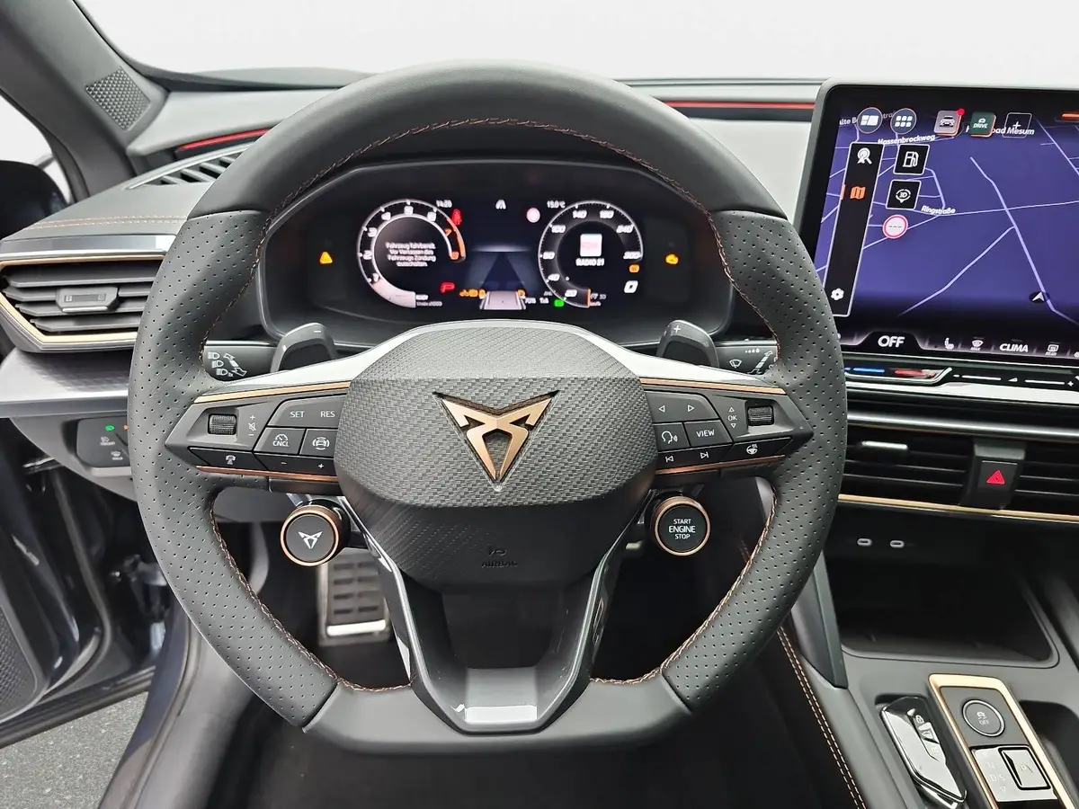 CUPRA FORMENTOR 1.5 ETSI DSG NAVI LED ACC PANO EL.HECKKL. KAME