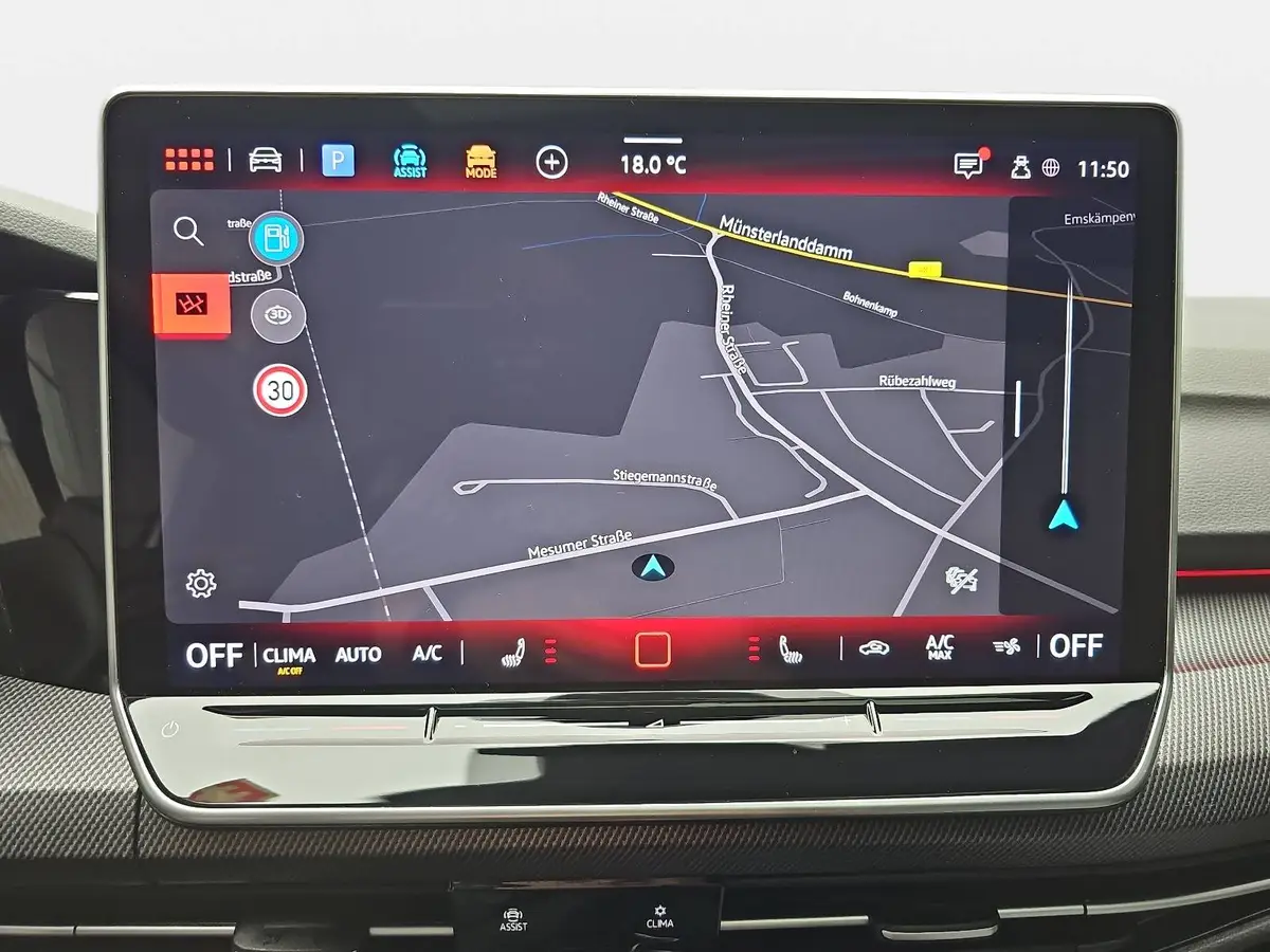 VW GOLF VIII 2.0 TSI DSG GTI NAVI LED HUD ACC DCC PANO BLA