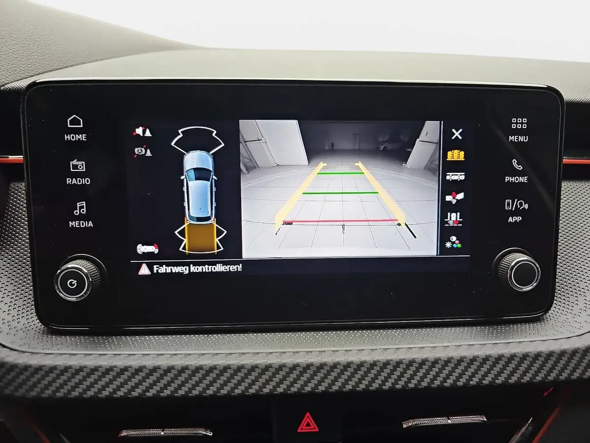 SKODA KAMIQ 1.0 TSI DSG MONTE CARLO LED PANORAMA WINTER KAMERA