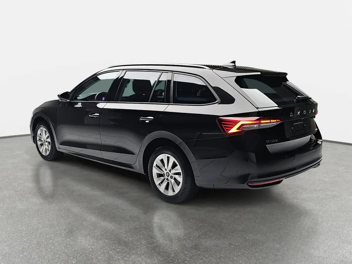 SKODA OCTAVIA COMBI 1.5 TSI DSG 130 JAHRE KLIMAAUTO LED SMARTLINK KAME