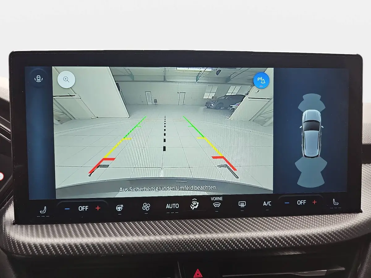 FORD KUGA 1.5 EB AUTO. ST-LINE NAVI LED KLIMAAUTO WINTER SIC