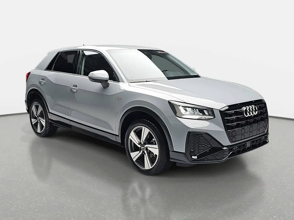 AUDI Q2 35 TFSI S-TRONIC S LINE NAVI LED ACC EL.HECKKL. WI