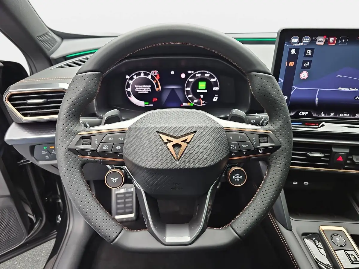 CUPRA FORMENTOR 1.5 ETSI DSG NAVI LED-HD ACC PANO WINTER KAMERA AH