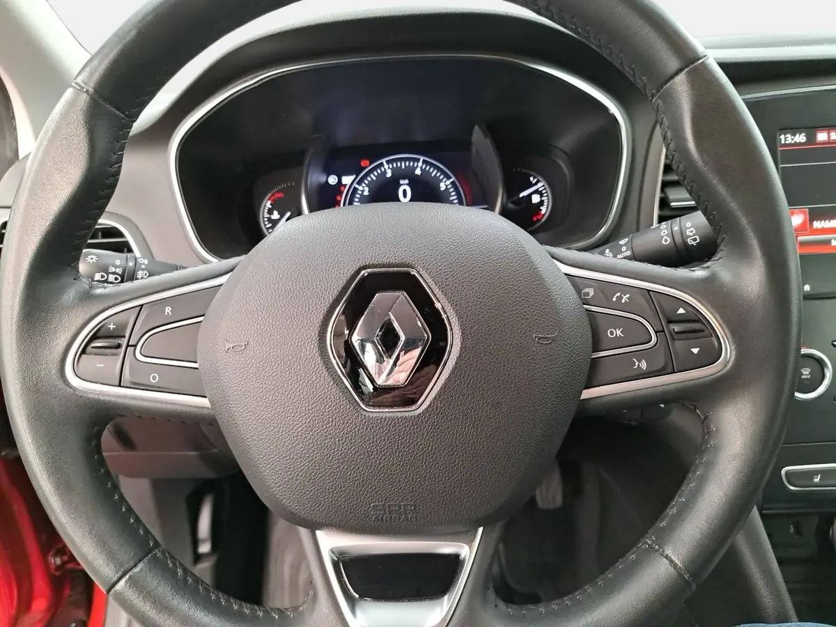 RENAULT MEGANE 1.3 TCE BUSINESS EDITION