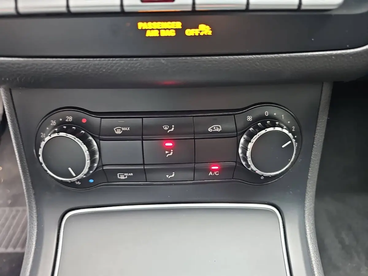 MERCEDES-BENZ B 180 STYLE GRA WINTER AHK