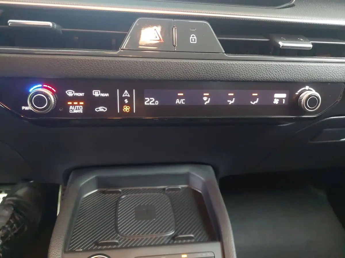 KIA STONIC 1.0 T-GDI 115 48V DCT GT-LINE MJ26 GLASDACH