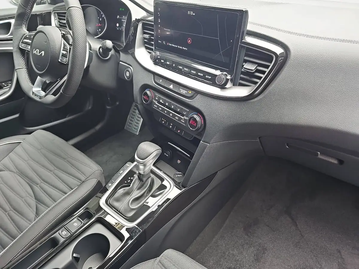 KIA CEED SW 1.5 T-GDI DCT7 GT-LINE