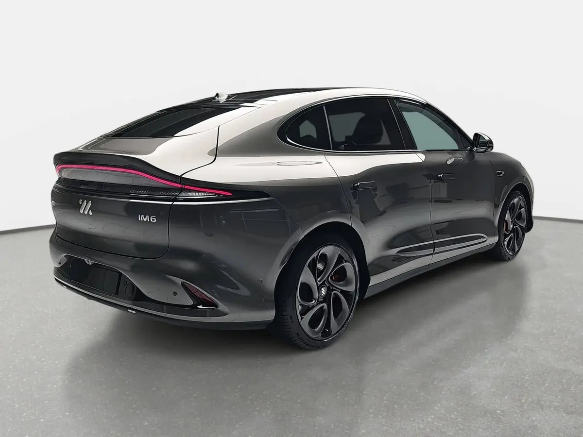 MG ANDERE EV 100 KWH MY26 PREMIUM AWD DRIVE PACK