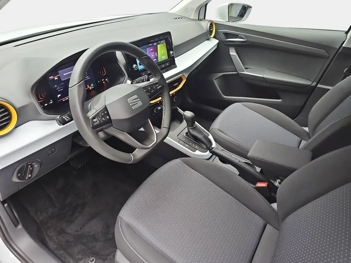 SEAT ARONA 1.0 TSI DSG STYLE LED KLIMAAUTO SMARTLINK PDC LM16