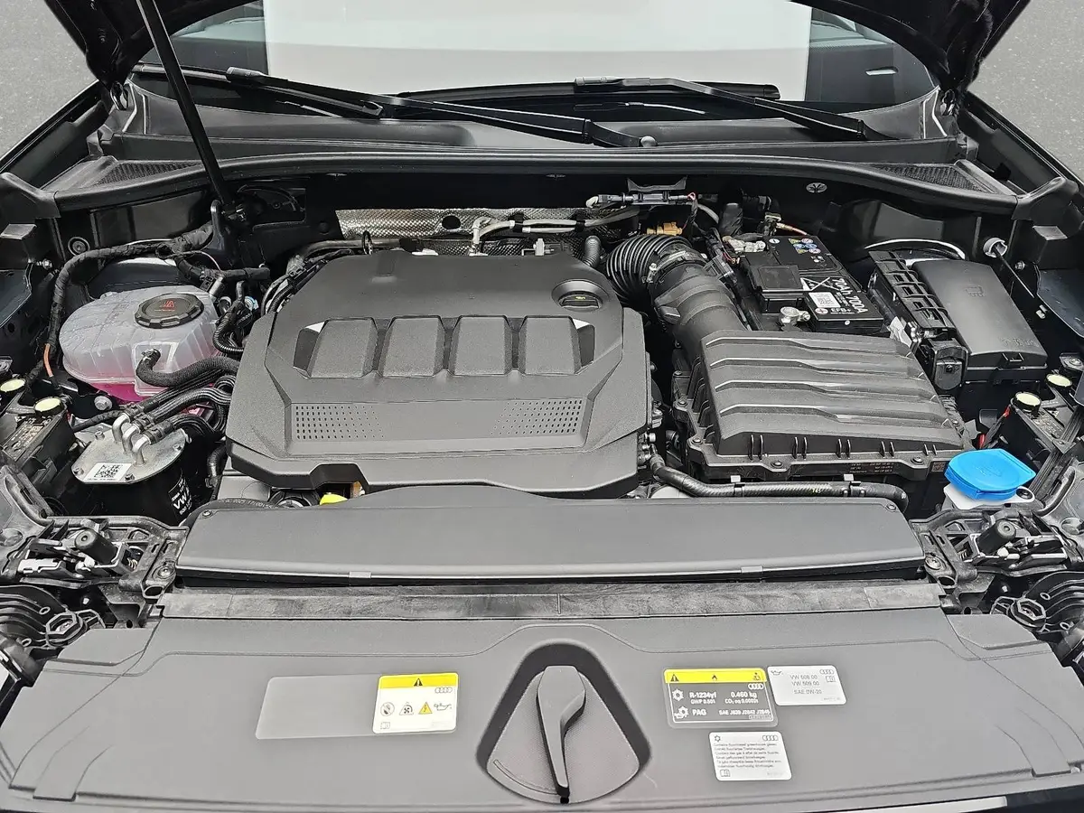 AUDI Q3 35 TDI S-TRONIC S LINE NAVI LED PANO ACC BLACK+ KA