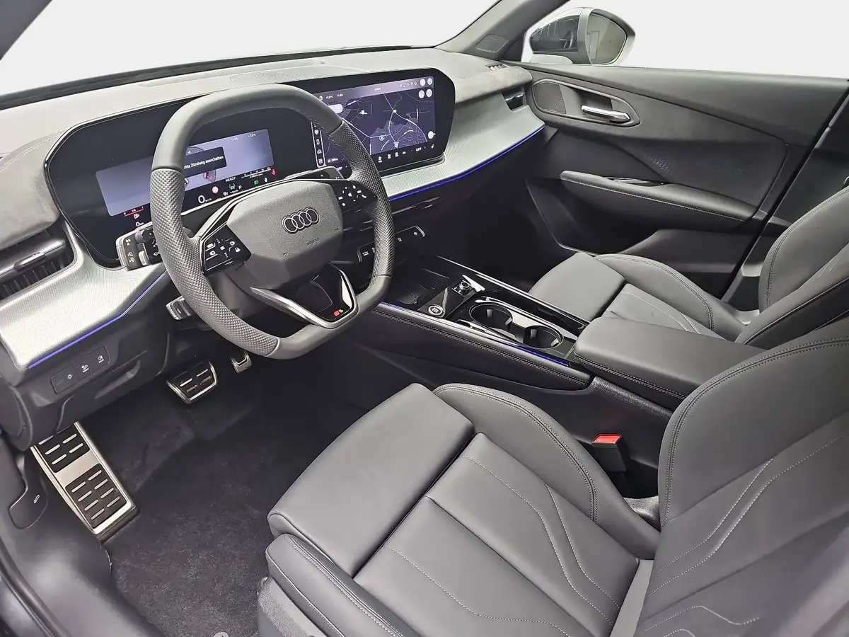 AUDI Q3 TFSI S-TRONIC S-LINE NAVI LED-PLUS ACC BLACK-STYLE