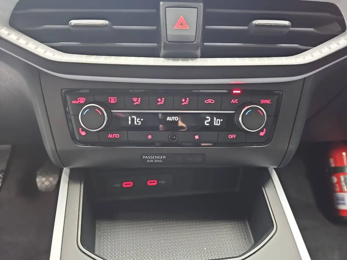 SEAT ARONA 1.0 TSI STYLE LED GRA KAMERA