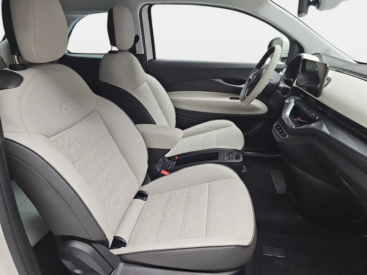 FIAT 500E ELEKTRO 42 KWH LA PRIMA