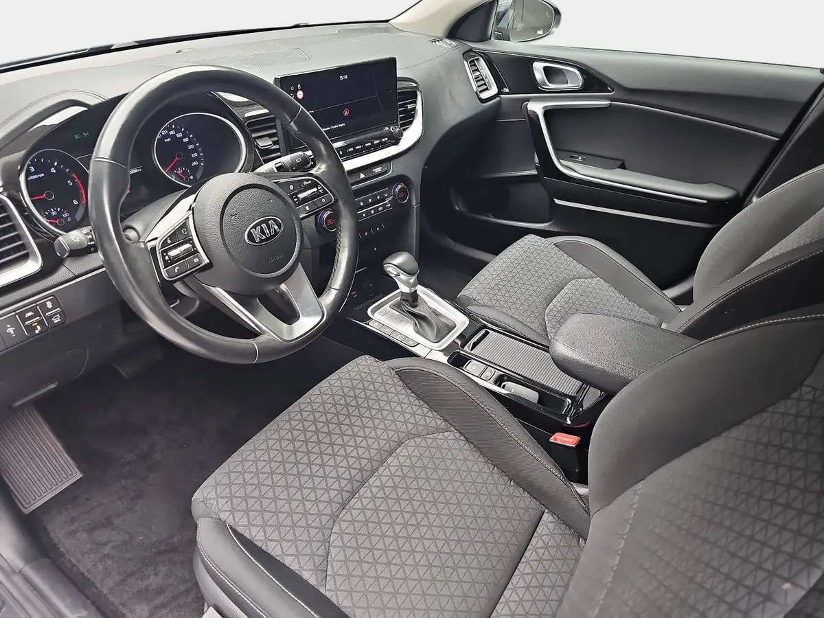 KIA CEED SW 1.6 CRDI DCT7 MHEV SPIRIT NAVI TECHNOLOGIE