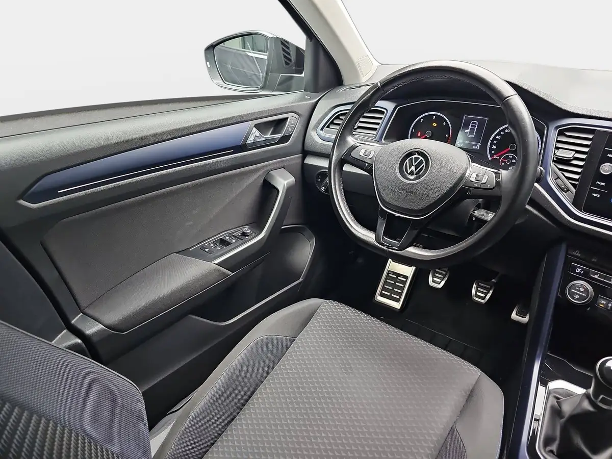 VW T-ROC 2.0 TDI UNITED NAVI AHK PDC