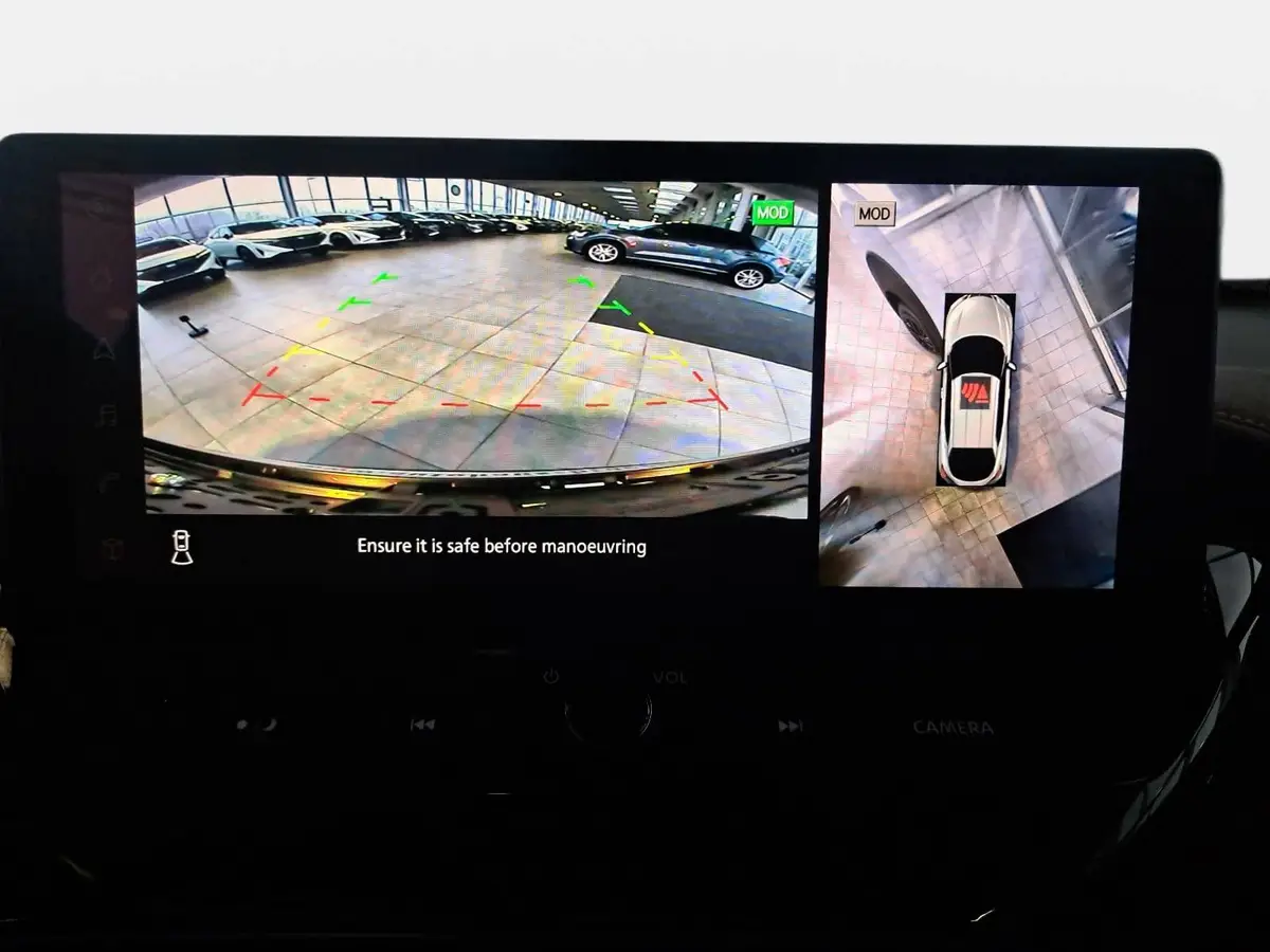 NISSAN JUKE 1.0 DIG-T 5T AUTO. REDLINE EDITION TECH BOSE FRONTSCHEIBENHEIZUNG