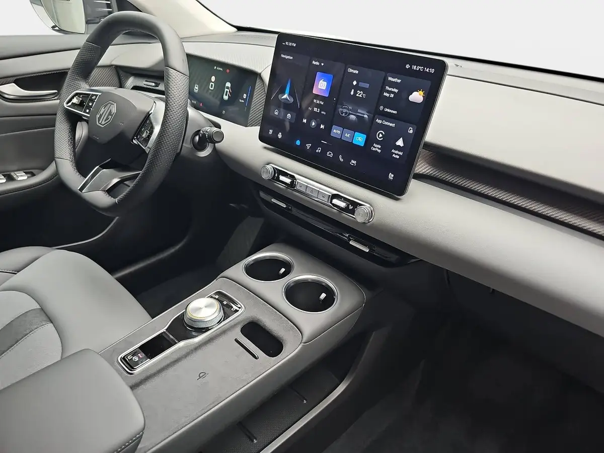 MG S5 EV 64 KWH MY25 LUXURY