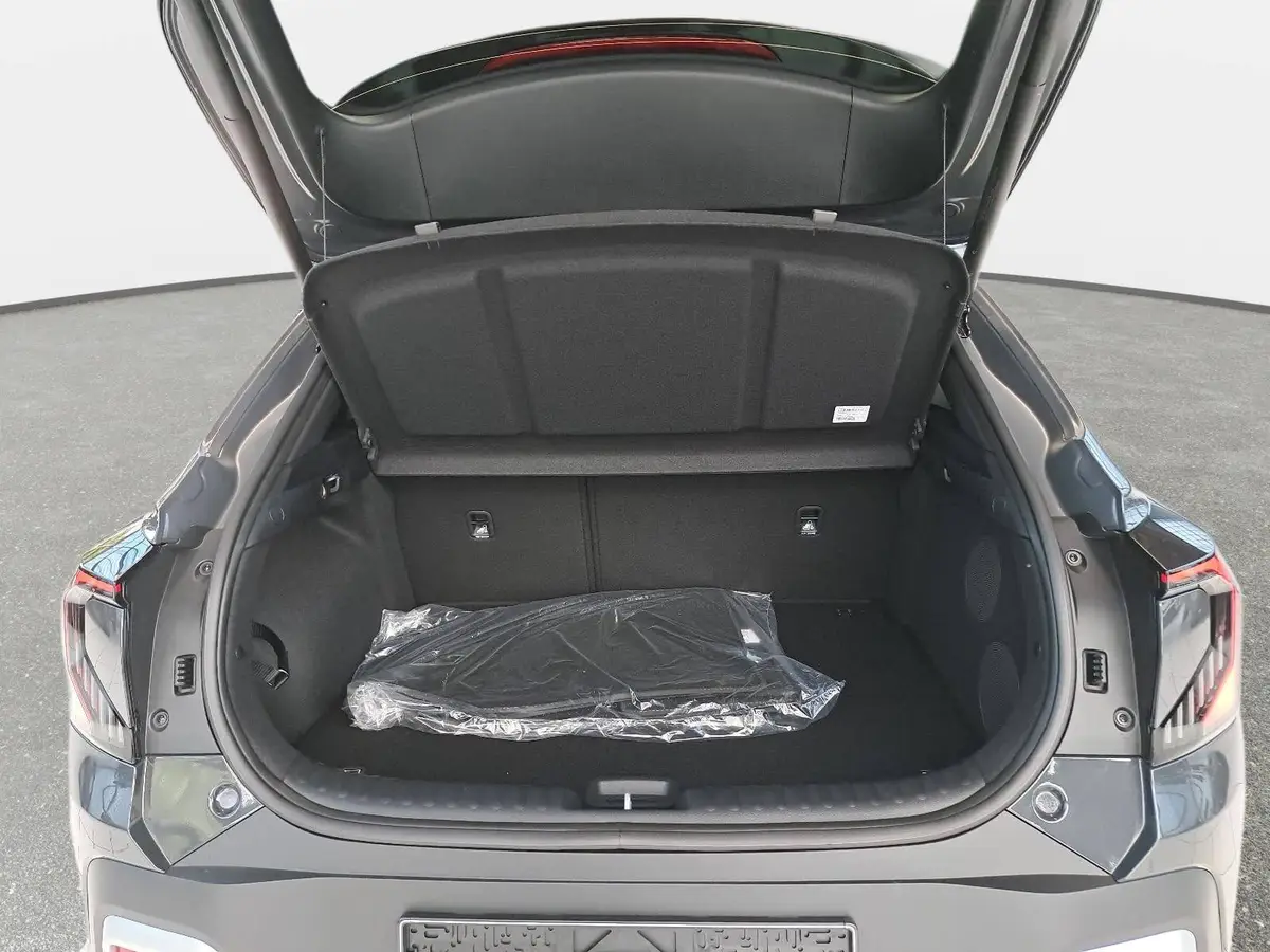 KIA XCEED 1.6 T-GDI 180 DCT SPIRIT MJ27 SOUND SITZ ADVANCED