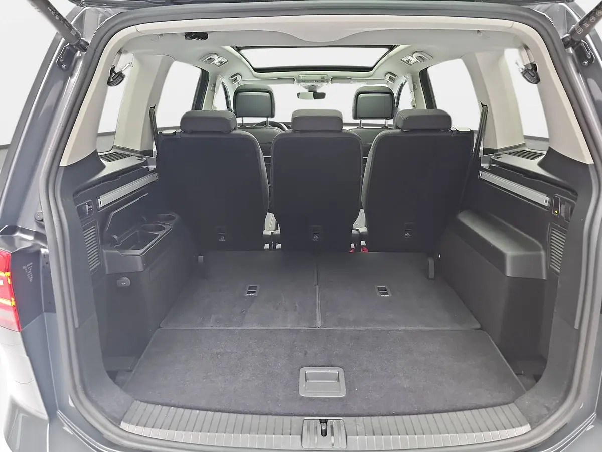 VW TOURAN 1.5 TSI DSG HIGHLINE R-LINE NAVI LED ACC PANO KAME