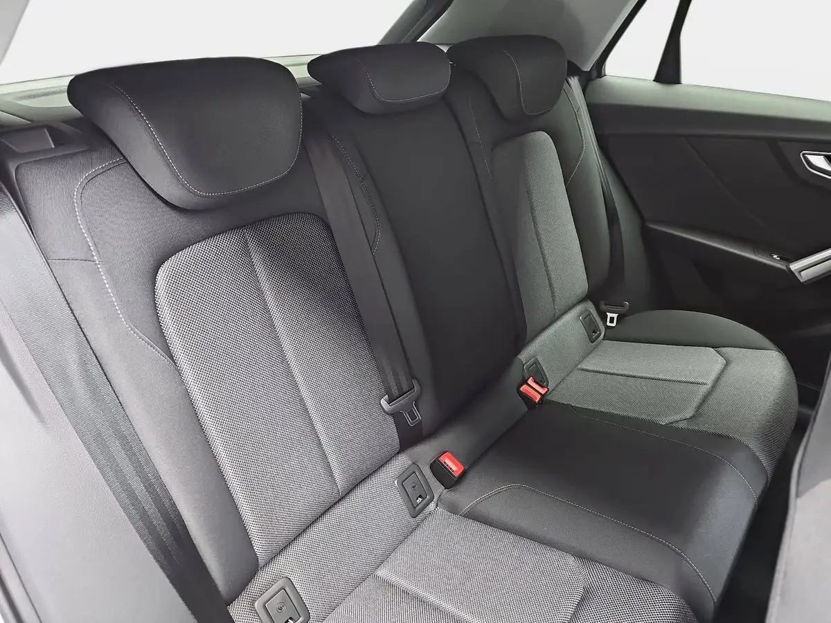 AUDI Q2 35 TFSI S-TRONIC S LINE NAVI LED ACC EL.HECKKL. WI