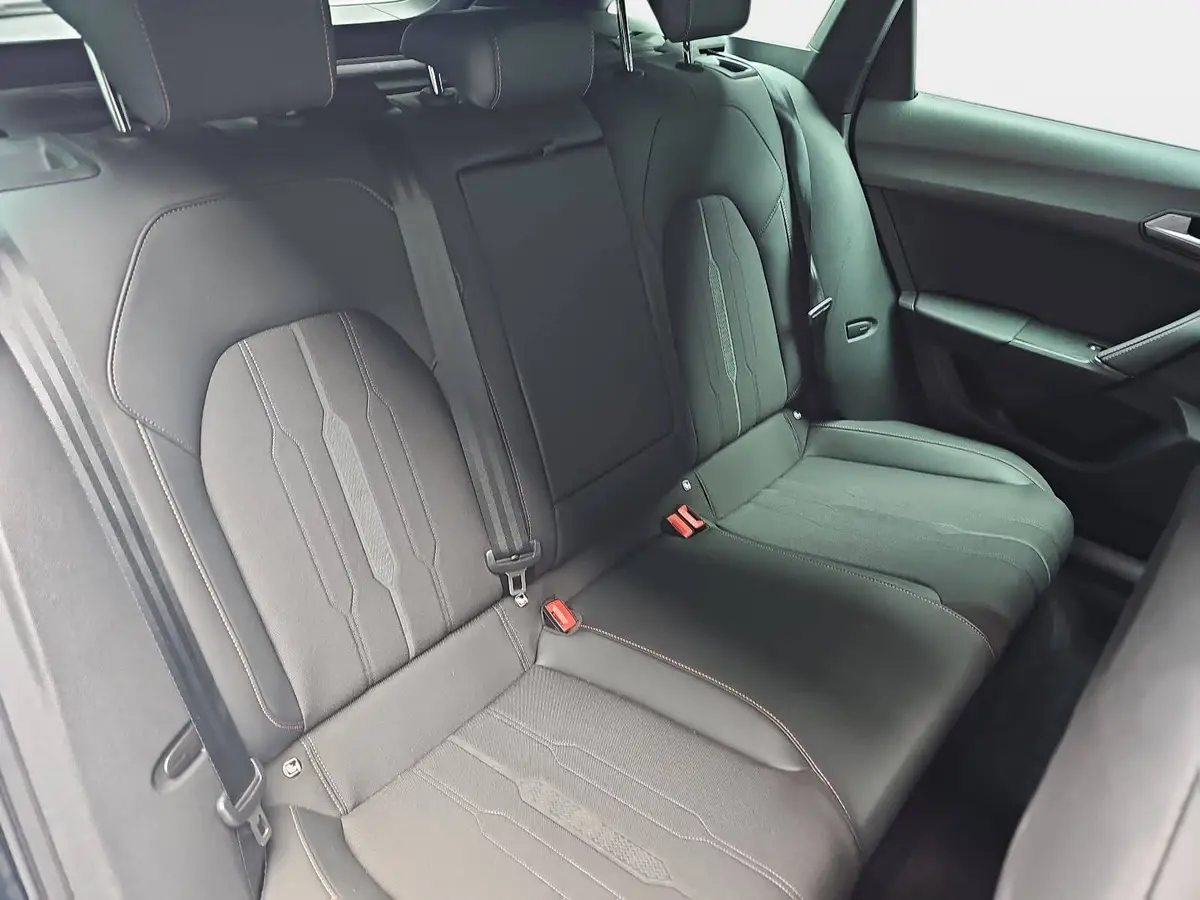 CUPRA LEON ST 1.4 E-HYBRID DSG NAVI LED-MARIX EL.HECKKLAPPE KAME