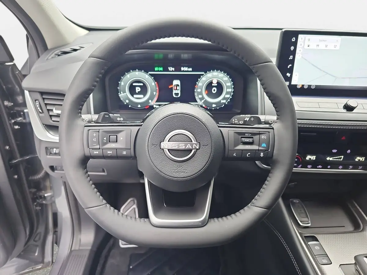 NISSAN QASHQAI 1.3 DIG-T XTRONIC N-CONNECTA PANO WINTER