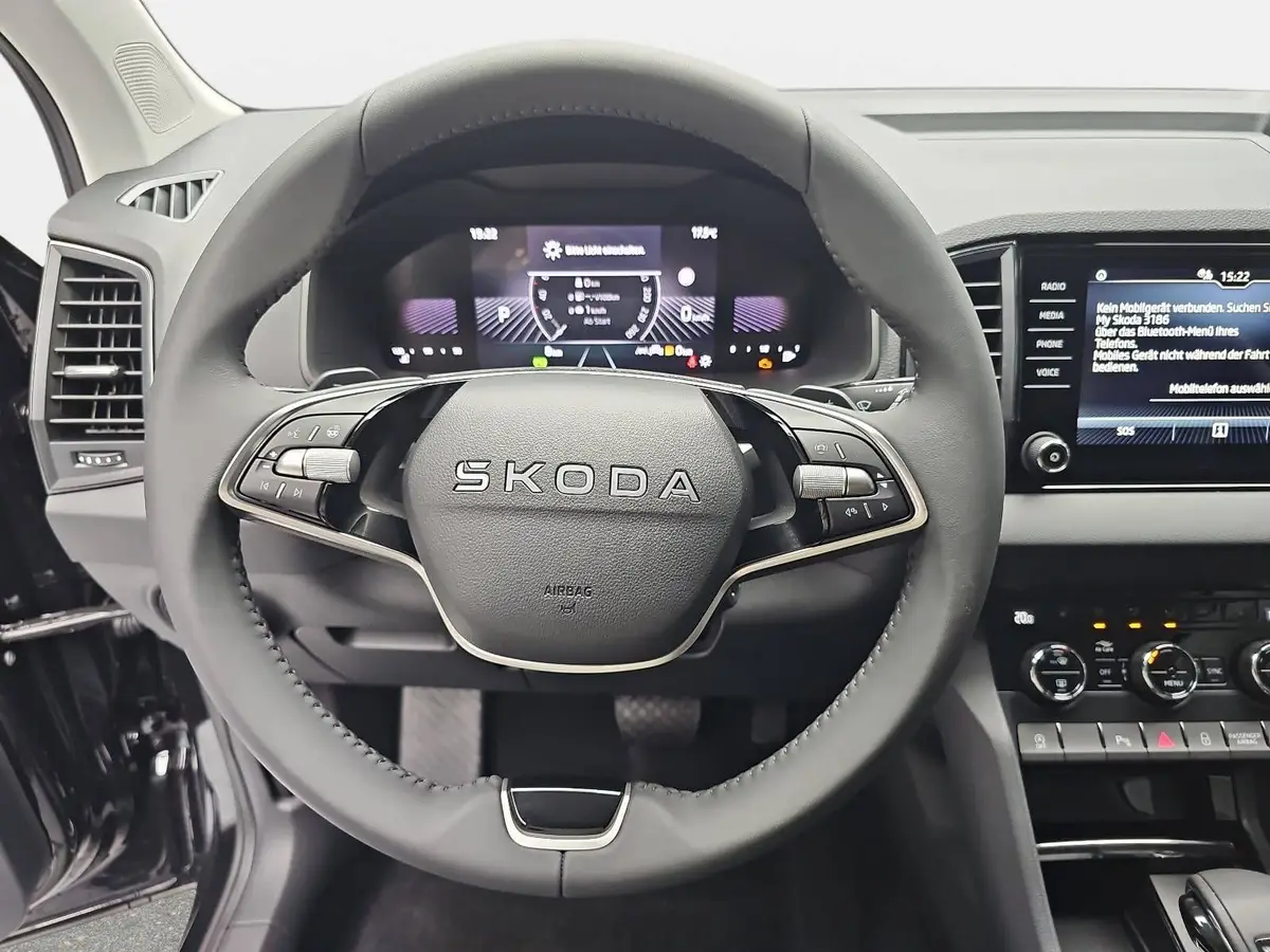 SKODA KAROQ 2.0 TDI DSG FAMILY LED AHK KAMERA