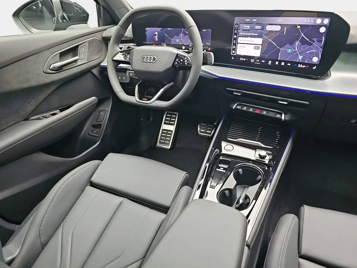 AUDI Q3 TFSI S-TRONIC S-LINE NAVI LED-PLUS PANO