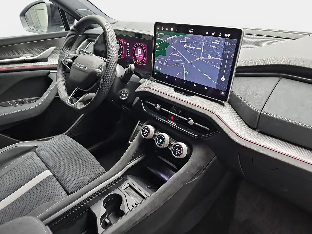 SKODA KODIAQ 1.5 TSI DSG SPORTLINE NAVI LED ACC WINTER 7-S KAME