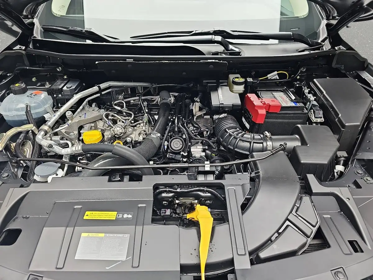 NISSAN QASHQAI 1.3 DIG-T XTRONIC N-CONNECTA PANO WINTER