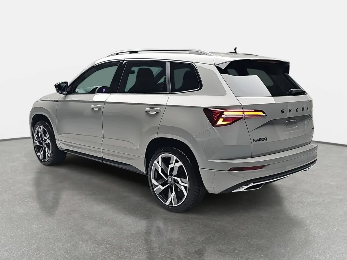 SKODA KAROQ 2.0 TDI DSG SPORTLINE 4X4 NAVI LED