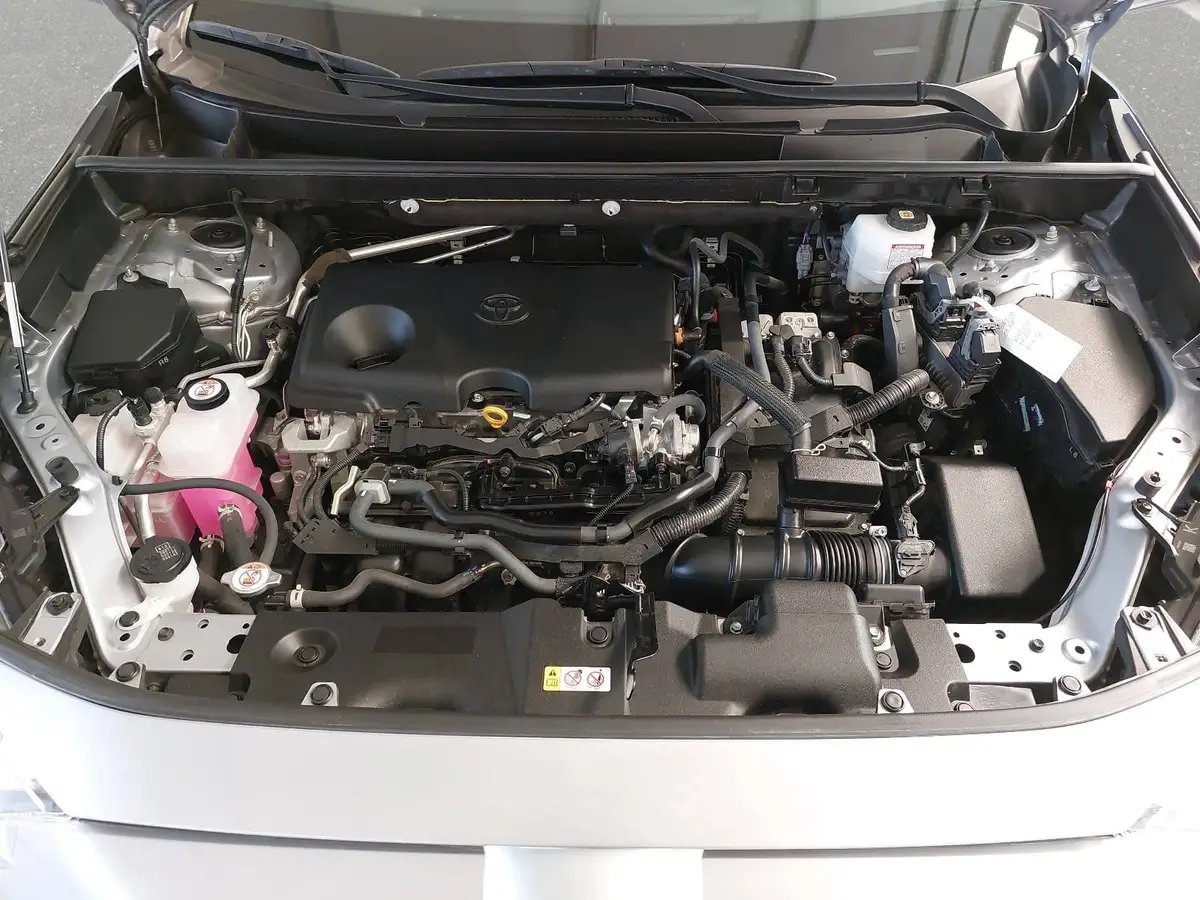 TOYOTA RAV 4 2.5 VVT-I HYBRID ECVT NAVI LED ACC WINTER PANO 360