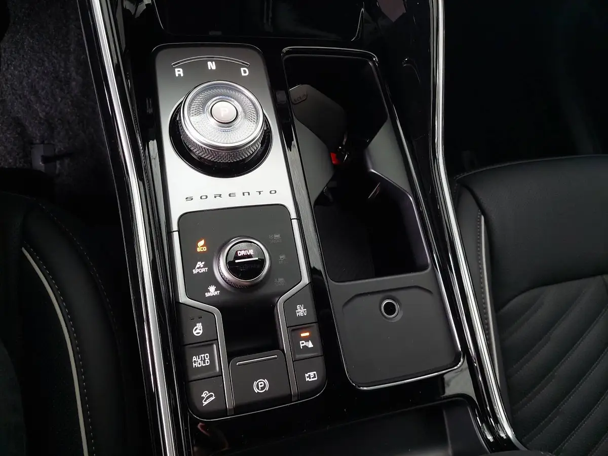KIA SORENTO 1.6T PLUG-IN-HYBRID AWD AT6 PLATINUM LEDER NAPPA PREMIUM GLASDACH