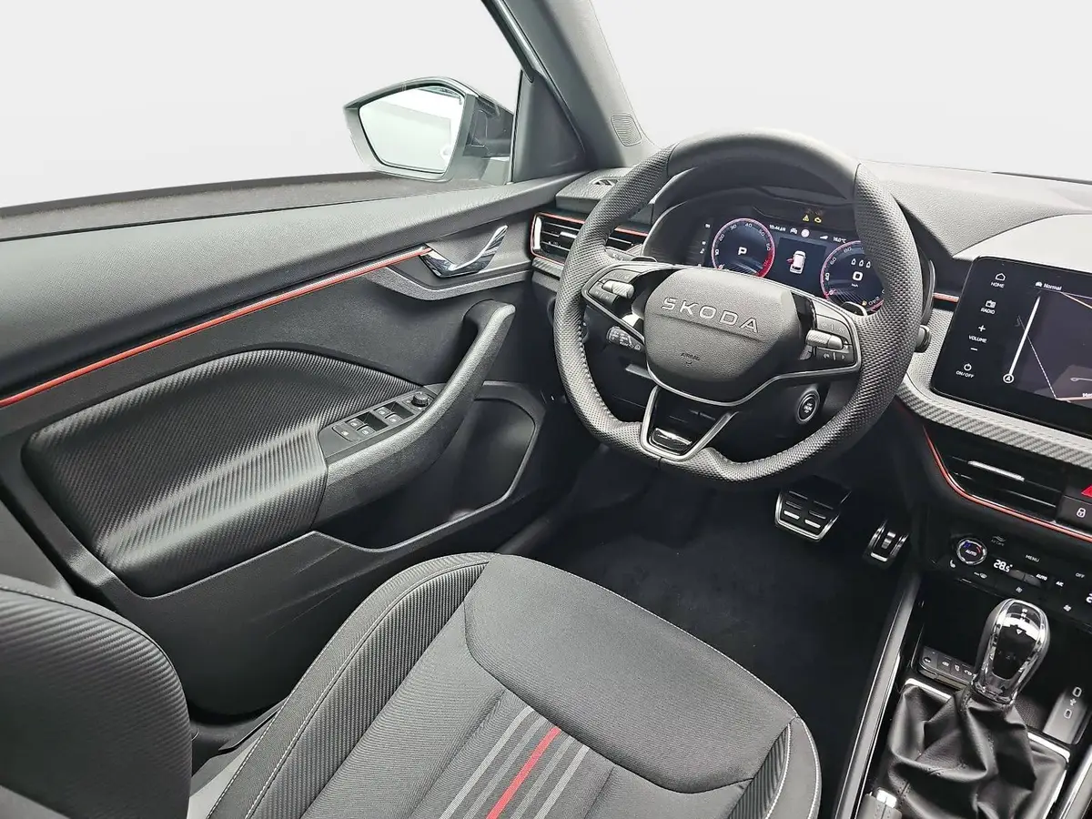 SKODA KAMIQ 1.5 TSI DSG MONTE CARLO NAVI LED