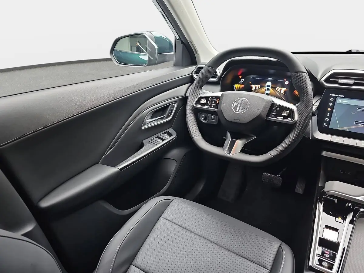 MG ZS 1.5 HYBRID+ MY25.5 LUXURY NAVI LM18 KEYLESS-ENTRY 360-GRAD-KAMERA